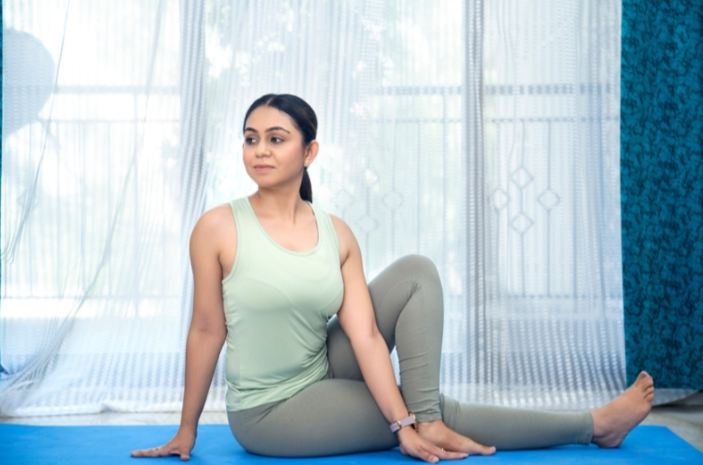 How Do Ardha Matsyendrasana and Vakrasana Support Twisting Pose Practice